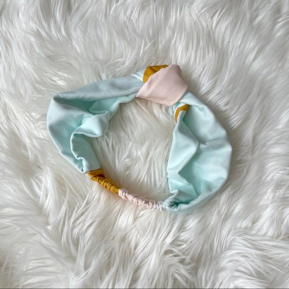 CLAUDE ACCESSORIES BUNDLE SET - Picture 7 of 8